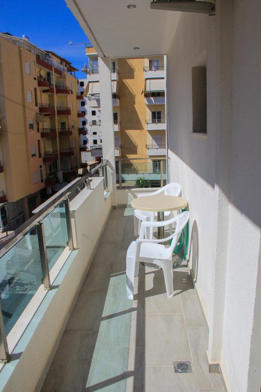 Maxi'S Apartments Sarandë Buitenkant foto