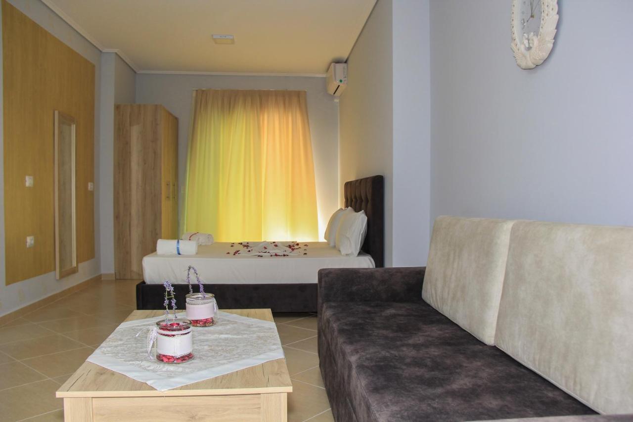 Maxi'S Apartments Sarandë Buitenkant foto