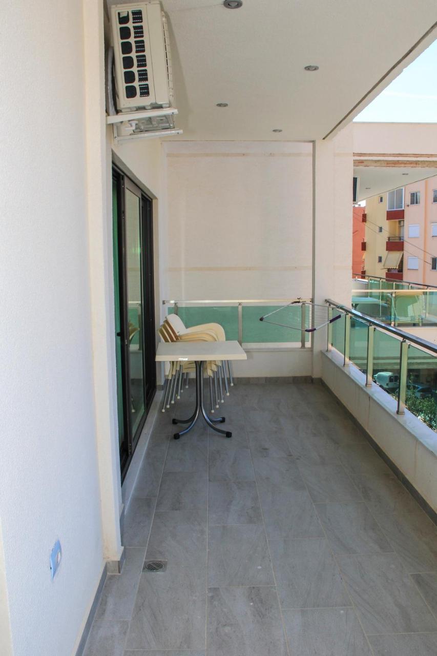 Maxi'S Apartments Sarandë Buitenkant foto