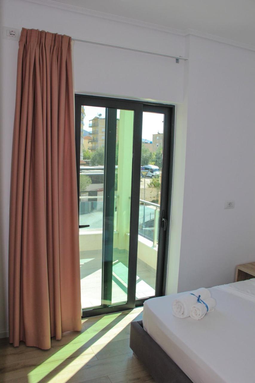 Maxi'S Apartments Sarandë Buitenkant foto