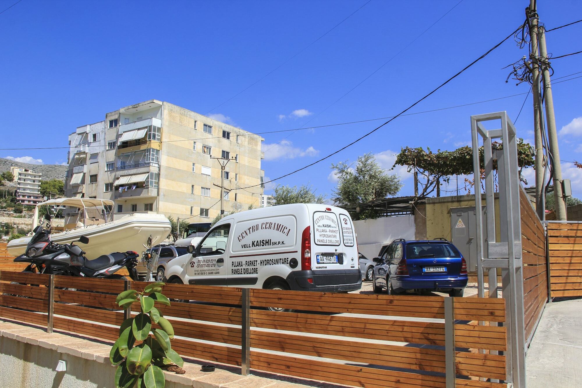 Maxi'S Apartments Sarandë Buitenkant foto